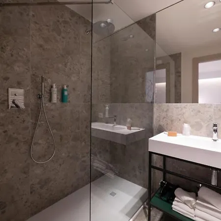 Hotel Catignano 3*