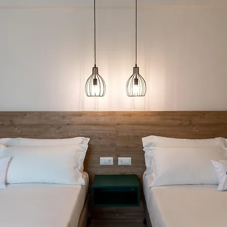 Hotel Catignano 3*