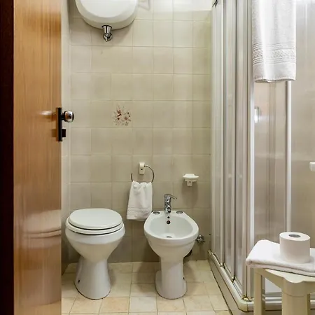 Hotel Catignano 3*