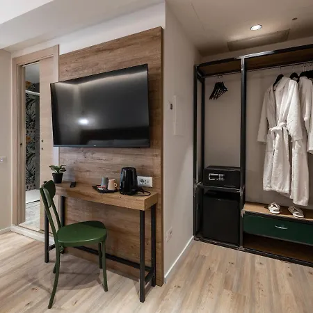 Catignano Hotel 3*