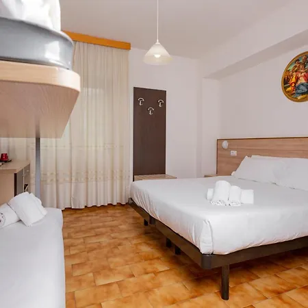 Catignano Hotel 3*